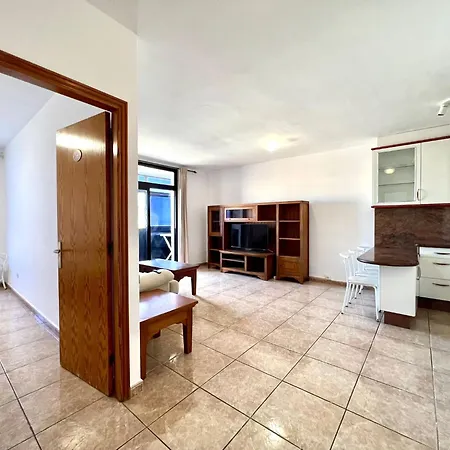 Large One Bedroom Close To Beach, In 厄尔梅达诺